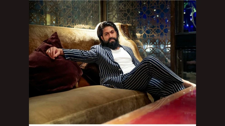 KGF फेम यश का फैमिली प्रेम आपको कर देगा हैरान KGF फेम यश का फैमिली प्रेम आपको कर देगा हैरान