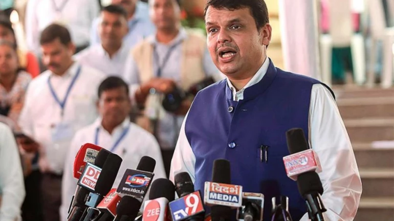 CAA वर महाविकास आघाडी सरकारची भूमिका काय? देवेंद्र फडणवीस यांचा सवाल CAA वर महाविकास आघाडी सरकारची भूमिका काय? देवेंद्र फडणवीस यांचा सवाल