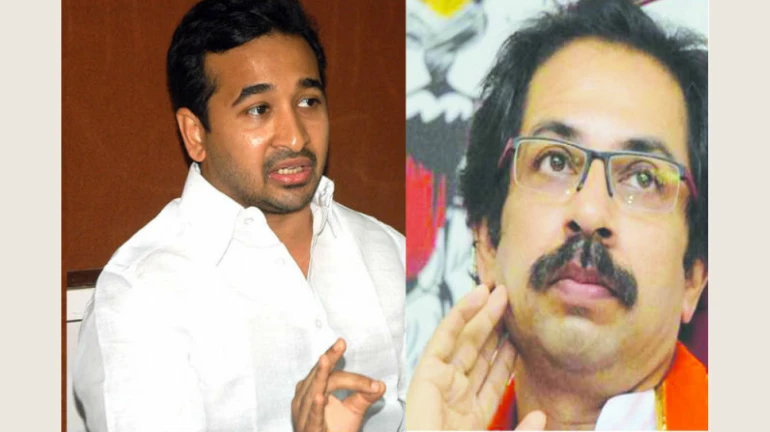 या भीतीने उद्धव ठाकरे 'मातोश्री' सोडून 'वर्षा' बंगल्यावर जाणार नाहीत या भीतीने उद्धव ठाकरे 'मातोश्री' सोडून 'वर्षा' बंगल्यावर जाणार नाहीत