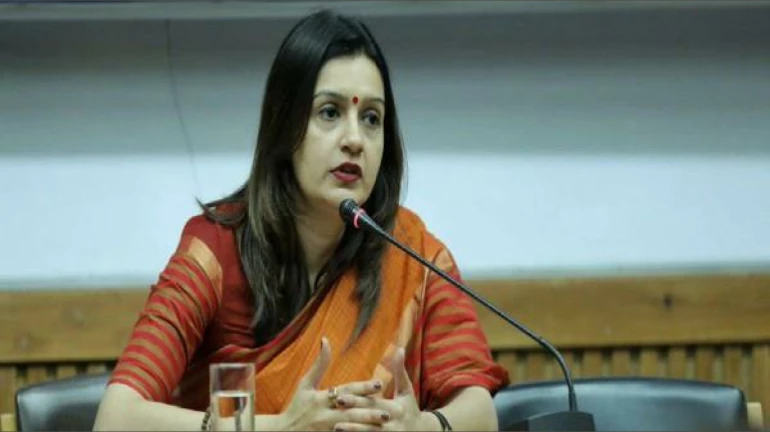 Priyanka Chaturvedi appeals for adequate salaries and safety equipment for healthcare workers Priyanka Chaturvedi appeals for adequate salaries and safety equipment for healthcare workers