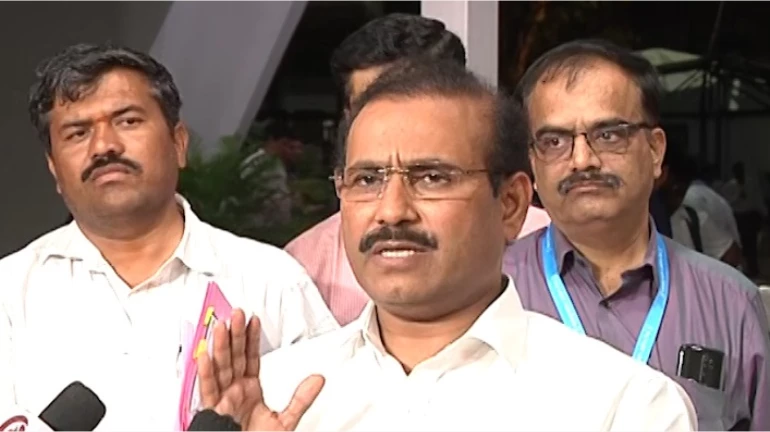 Maharashtra: Third Wave Likely To Hit In December, But It Will Be Mild, Says Rajesh Tope Maharashtra: Third Wave Likely To Hit In December, But It Will Be Mild, Says Rajesh Tope