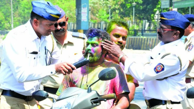 Corona virus: ड्रंक एंड ड्राइव की कार्रवाई पर कुछ दिन के लिए लगेगी रोक Corona virus: ड्रंक एंड ड्राइव की कार्रवाई पर कुछ दिन के लिए लगेगी रोक