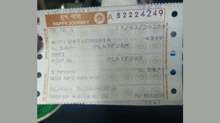 WR and CR Limit Platform Ticket Sales at Four Stations Ahead of Diwali and Chhath