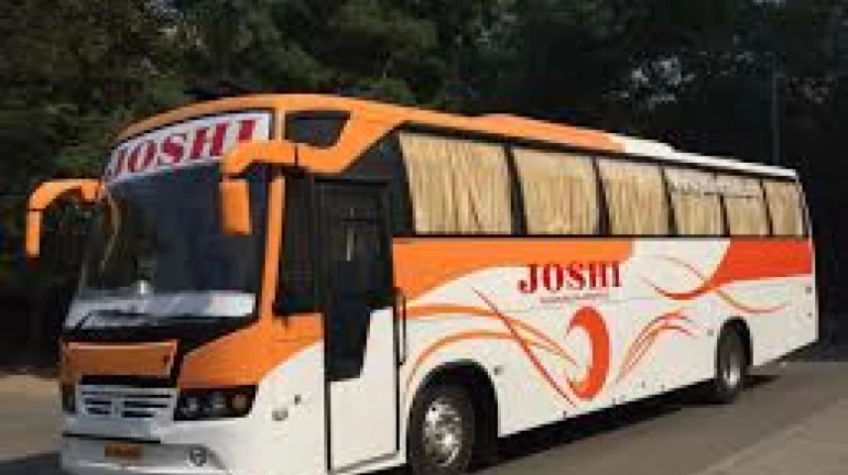 Coronavirus: अतिरिक्त भाडे घेणाऱ्या खाजगी बसेसवर होणार कारवाई - अनिल परब Coronavirus: अतिरिक्त भाडे घेणाऱ्या खाजगी बसेसवर होणार कारवाई - अनिल परब