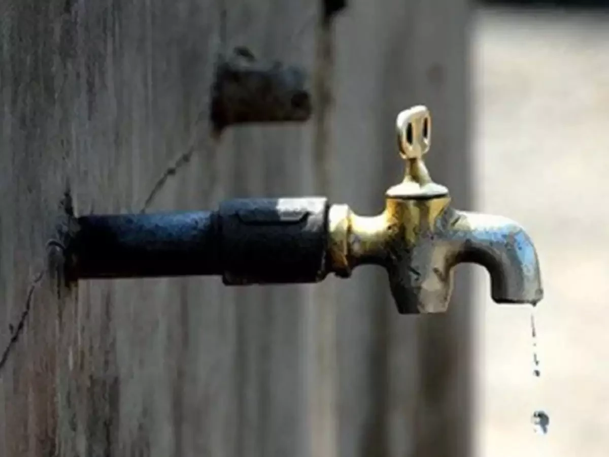 Coronavirus Updates: सर्वांसाठी पाणी उपलब्ध करण्याची पाणी हक्क समितीची मागणी
