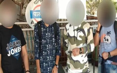 coronavirus : क्वारंटाईनचा सल्ला दुर्लक्षित करून चौघा तरूणांचा ट्रेनमधून प्रवास