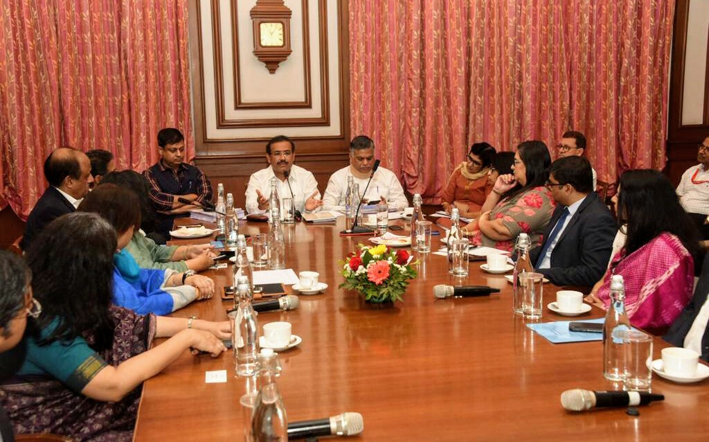 Coronavirus - निजी अस्पतालों की भी सहायता ले रही बीएमसी