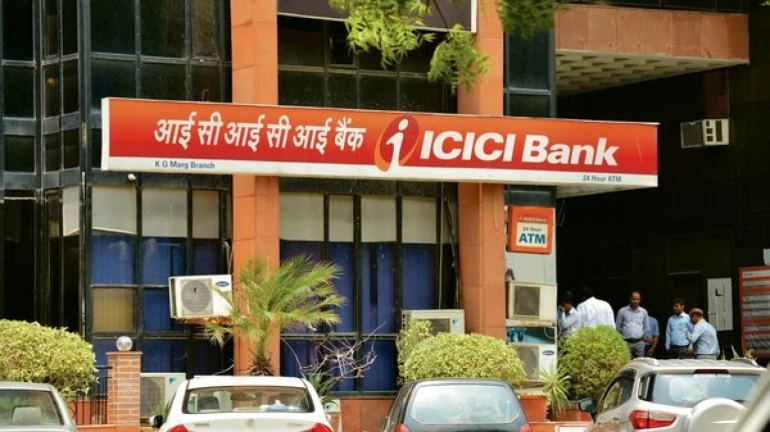 ICICI बँक आता तुमच्या घरी ICICI बँक आता तुमच्या घरी