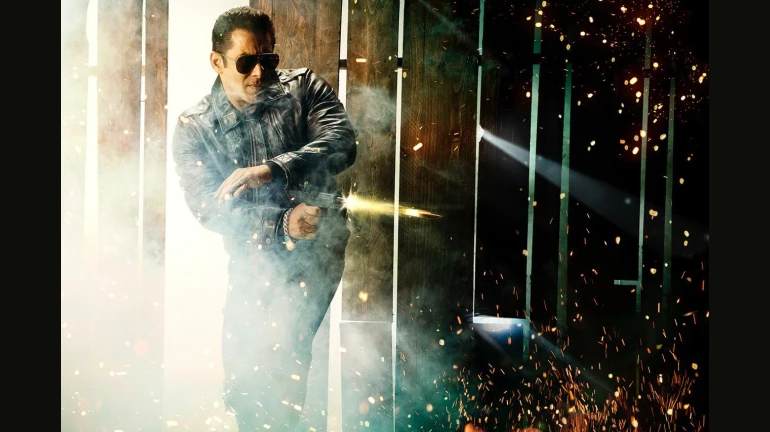 ईदच्या मुहर्तावर चित्रपट गृहांमध्ये झळकणार 'राधे' ईदच्या मुहर्तावर चित्रपट गृहांमध्ये झळकणार 'राधे'