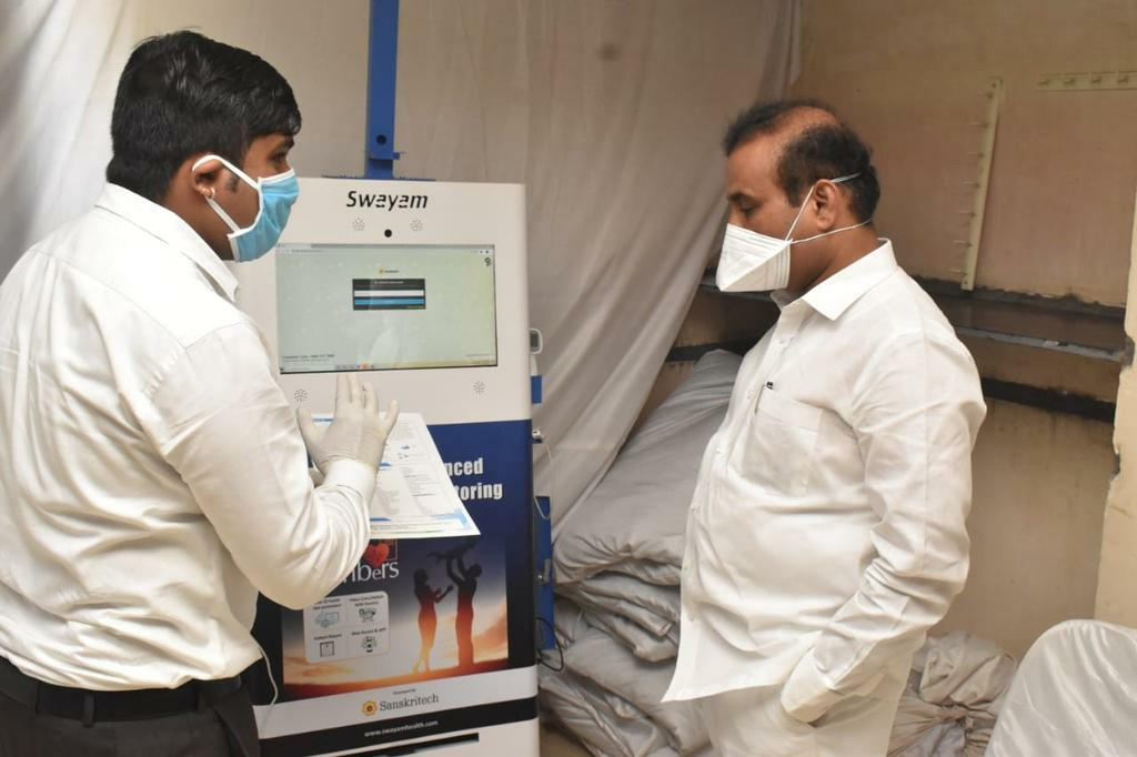 Coronavirus Updates: राज्यात १० दिवस पुरेल इतकंच रक्त, रक्तदान करण्याचं आरोग्यमंत्र्यांचं आवाहन