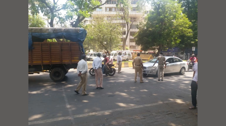 कर्फ्यू का पालन न करनेवाले 122 लोगों पर मामला दर्ज कर्फ्यू का पालन न करनेवाले 122 लोगों पर मामला दर्ज