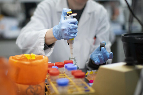 मुंबई महापालिका 1 लाख कर्मचाऱ्यांची करणार कोरोना चाचणी