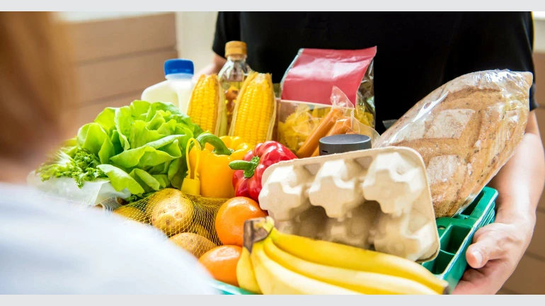 Day 1 of Lockdown: Panic mode on as stocks start to run out Day 1 of Lockdown: Panic mode on as stocks start to run out