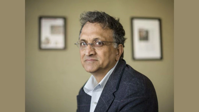 PM Cares ची गरजच काय? वेगळ्या अकाऊंटवरून रामचंद्र गुहा यांची पंतप्रधानांवर टीका PM Cares ची गरजच काय? वेगळ्या अकाऊंटवरून रामचंद्र गुहा यांची पंतप्रधानांवर टीका