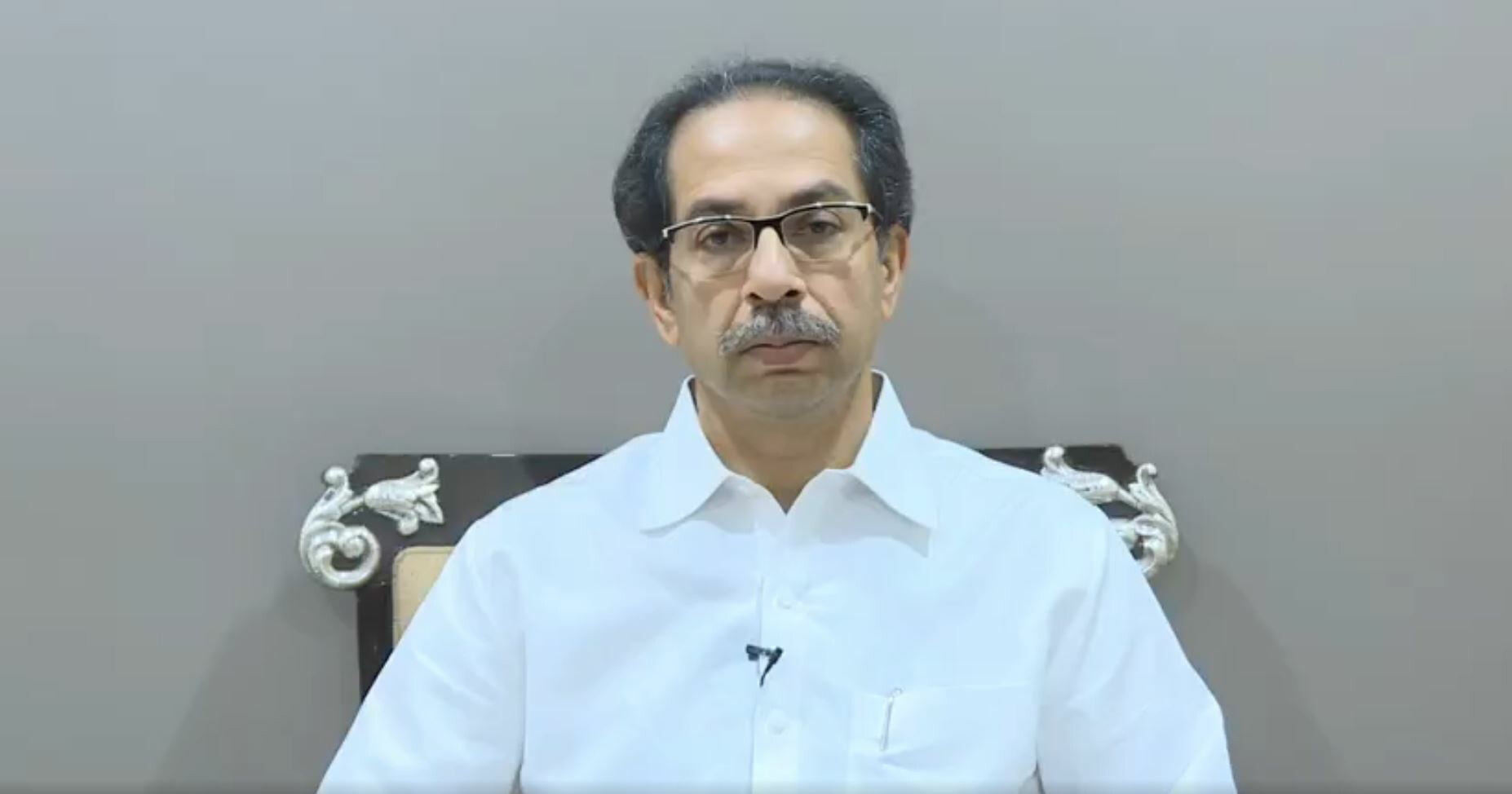 कोव्हिडपासून मी माझ्या जनतेला वाचवेन, पण तुम्हाला कायदा सोडणार नाही, मुख्यमंत्री उद्धव ठाकरेंचा ‘त्यांना’ इशारा