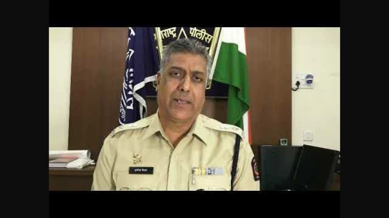 'व्हाँट्स ग्रुप'वर सायबर पोलिसांचे लक्ष, ग्रुप अँडमिनला पोलिसांचे हे आवाहन 'व्हाँट्स ग्रुप'वर सायबर पोलिसांचे लक्ष, ग्रुप अँडमिनला पोलिसांचे हे आवाहन