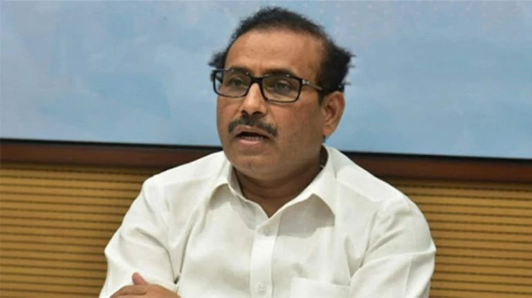 Coronavirus Outbreak: सार्वजनिक स्थानों पर धूम्रपान करना, थूकना दंडनीय अपराध Coronavirus Outbreak: सार्वजनिक स्थानों पर धूम्रपान करना, थूकना दंडनीय अपराध