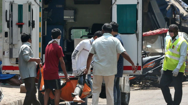 coronavirus : धारावीत तिसरा बळी, ७० वर्षीय महिलेचा मृत्यू coronavirus : धारावीत तिसरा बळी, ७० वर्षीय महिलेचा मृत्यू