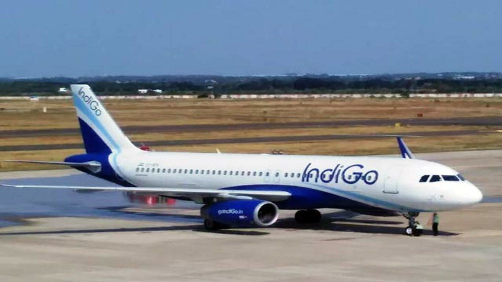 लॉकडाऊननंतर इंडिगोकडून विमानात जेवण बंद