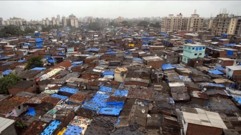 धारावीतील अपात्र उद्योगांना दिलासा धारावीतील अपात्र उद्योगांना दिलासा