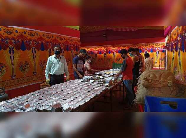 दीड लाख कामगार, बेघरांना पोटभर जेवण