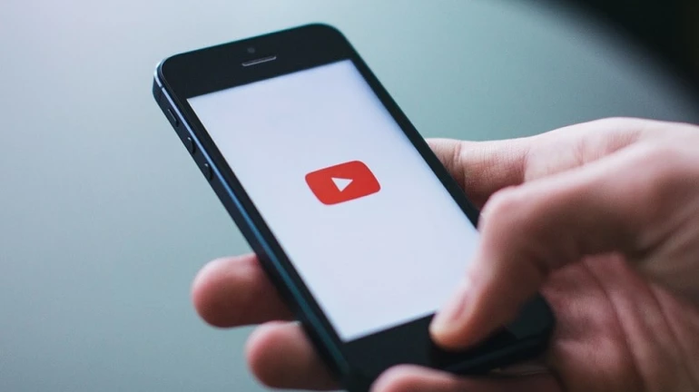 You Tubeची प्रेक्षकांसाठी फ्री ट्रिट, पाहा हे '१२' शो विनामुल्य You Tubeची प्रेक्षकांसाठी फ्री ट्रिट, पाहा हे '१२' शो विनामुल्य