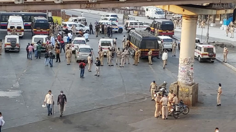 बांद्रा भीड़: पत्रकार हुआ गिरफ्तार, पुलिस जांच में जुटी