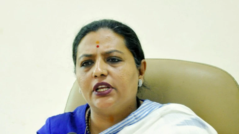 कोविड में अनाथ हुए बच्चो को 5 लाख रु की आर्थिक सहायत महिला एवं बाल विकास मंत्री एड. यशोमती ठाकुर कोविड में अनाथ हुए बच्चो को 5 लाख रु की आर्थिक सहायत महिला एवं बाल विकास मंत्री एड. यशोमती ठाकुर