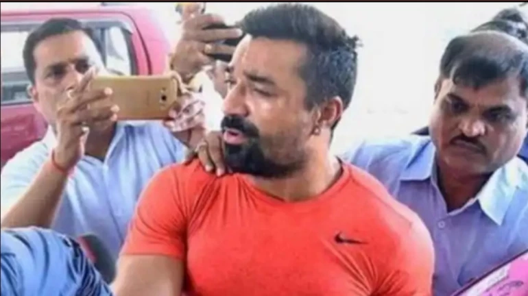 NCBच्या ताब्यात असलेला एजाज खान कोरोना पॉझिटिव्ह NCBच्या ताब्यात असलेला एजाज खान कोरोना पॉझिटिव्ह