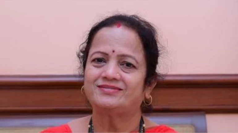 मुंबईत पहिल्या दिवशी १२५०० आरोग्य कर्मचाऱ्यांचं लसीकरण मुंबईत पहिल्या दिवशी १२५०० आरोग्य कर्मचाऱ्यांचं लसीकरण