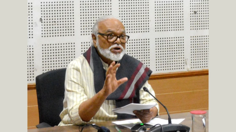 राज ठाकरेंची सूचना वास्तववादी, छगन भुजबळांचंही समर्थन राज ठाकरेंची सूचना वास्तववादी, छगन भुजबळांचंही समर्थन