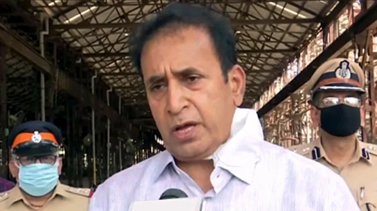 Maharashtra Home Minister Anil Deshmukh receives threat call again Maharashtra Home Minister Anil Deshmukh receives threat call again