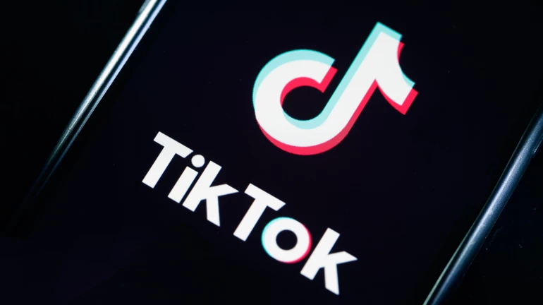 Tik Tok ने कोरोना से लड़ने के लिए मुख्यमंत्री सहायता निधि में दिया 5 करोड़ Tik Tok ने कोरोना से लड़ने के लिए मुख्यमंत्री सहायता निधि में दिया 5 करोड़
