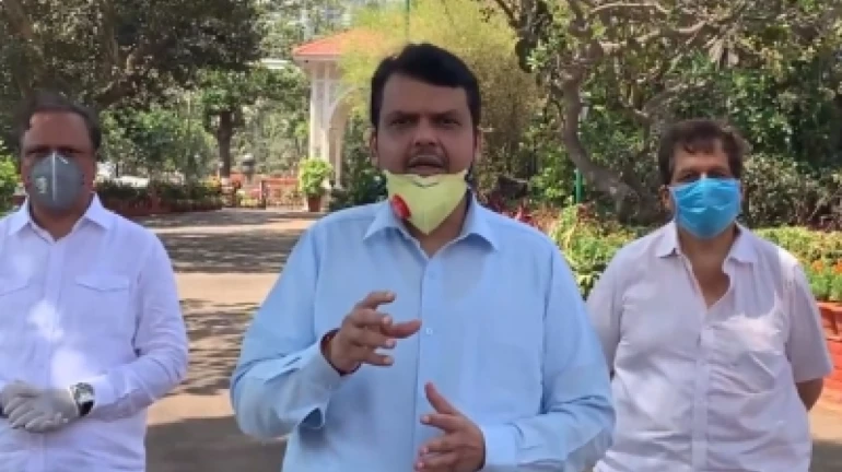 पत्रकारों को परेशान कर रही राज्य सरकार - विरोधी पक्ष नेता देवेंद्र फडणवीस पत्रकारों को परेशान कर रही राज्य सरकार - विरोधी पक्ष नेता देवेंद्र फडणवीस