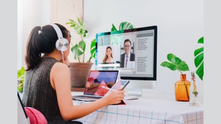 आयटी कंपन्यांना जुलैपर्यंत घरून काम करण्याची सूट आयटी कंपन्यांना जुलैपर्यंत घरून काम करण्याची सूट