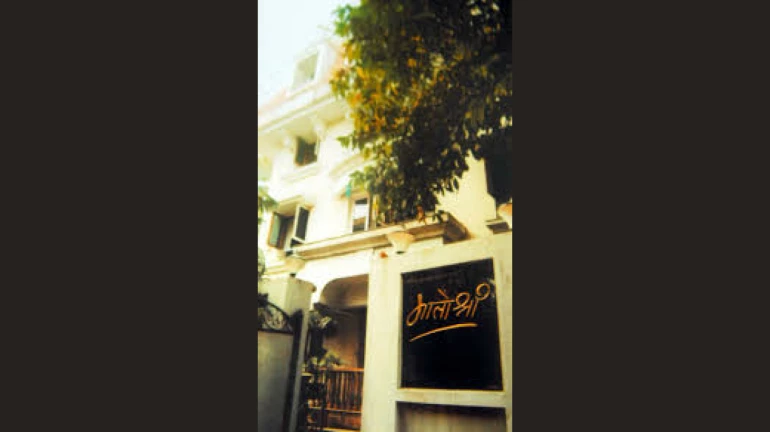 मातोश्रीवरील 3 पोलिस शिपायांना कोरोना मातोश्रीवरील 3 पोलिस शिपायांना कोरोना