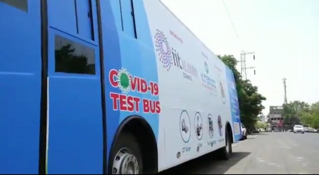 कोरोना की जांच के लिए बीएमसी ने शुरू की कोरोना टेस्ट ऑन व्हील्स'