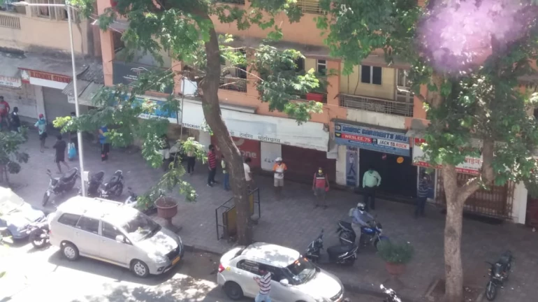 Alcohol sale begins in India and people crowd outside liquor shops; Twitterati slam government's decision
