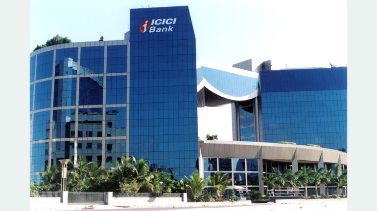 आयसीआयसीआय बँकेचं मुख्यालय गुजरातमधून मुंबईत