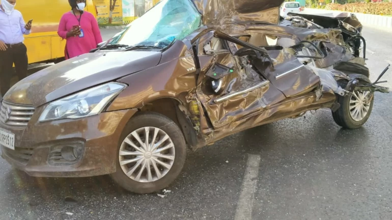 मरीन ड्राइव इलाके में भीषण हादसा, 1 की मौत 2 घायल मरीन ड्राइव इलाके में भीषण हादसा, 1 की मौत 2 घायल