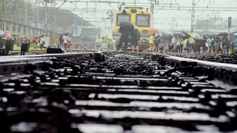 Central Railway in Mumbai uses the lockdown period to improve on the rail infrastructure