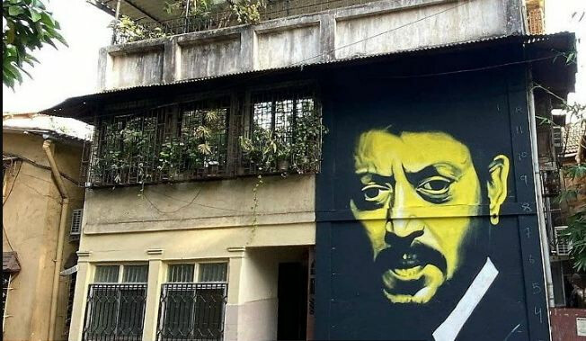 भिंतीवर इरफान खानचे पेंटिंग बघून भावूक झाली 'लंचबॉक्स' फेम अभिनेत्री