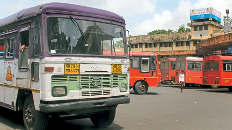 एसटी महामंडळाच्या कोरोनाग्रस्त कर्मचाऱ्यांच्या अरोग्याकडे दुर्लक्ष एसटी महामंडळाच्या कोरोनाग्रस्त कर्मचाऱ्यांच्या अरोग्याकडे दुर्लक्ष