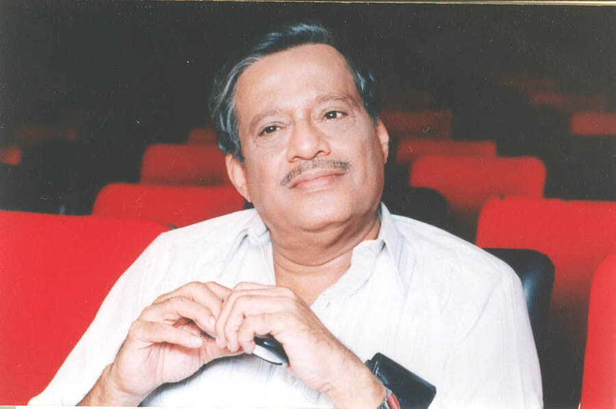 कोरोनामुळे कला विश्वातील 'रत्न' हरपले, ज्येष्ठ साहित्यिक रत्नाकर मतकरी यांचं निधन