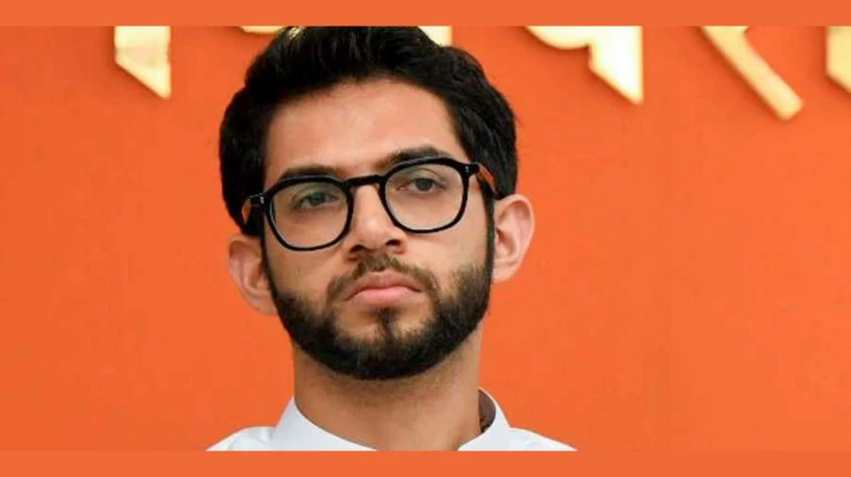 आदित्य ठाकरे ने प्री-मॉनसून सीज़न के लिए समान काम के लिए समान वेतन की घोषणा की आदित्य ठाकरे ने प्री-मॉनसून सीज़न के लिए समान काम के लिए समान वेतन की घोषणा की