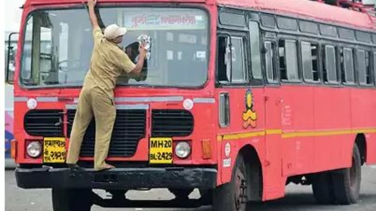 The MSRTC begins operations in the non-red zones all across Maharashtra
