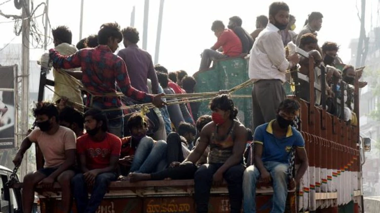 लॉकडाउन के बाद मुंबई लौटे प्रवासी श्रमिकों को सामना करना पड़ रहा है बुरे हालात का