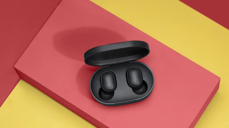Redmi Earbuds S look sleek and compact and comes at a sweet price point Redmi Earbuds S look sleek and compact and comes at a sweet price point