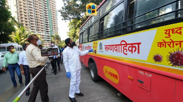 ठाणे महापालिकेच्या बसेसचं रुपांतर अॅम्बुलन्समध्ये ठाणे महापालिकेच्या बसेसचं रुपांतर अॅम्बुलन्समध्ये