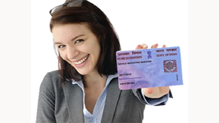 घरबसल्या 10 मिनिटात पॅनकार्ड मिळणार, 'अशी' आहे प्रक्रिया घरबसल्या 10 मिनिटात पॅनकार्ड मिळणार, 'अशी' आहे प्रक्रिया